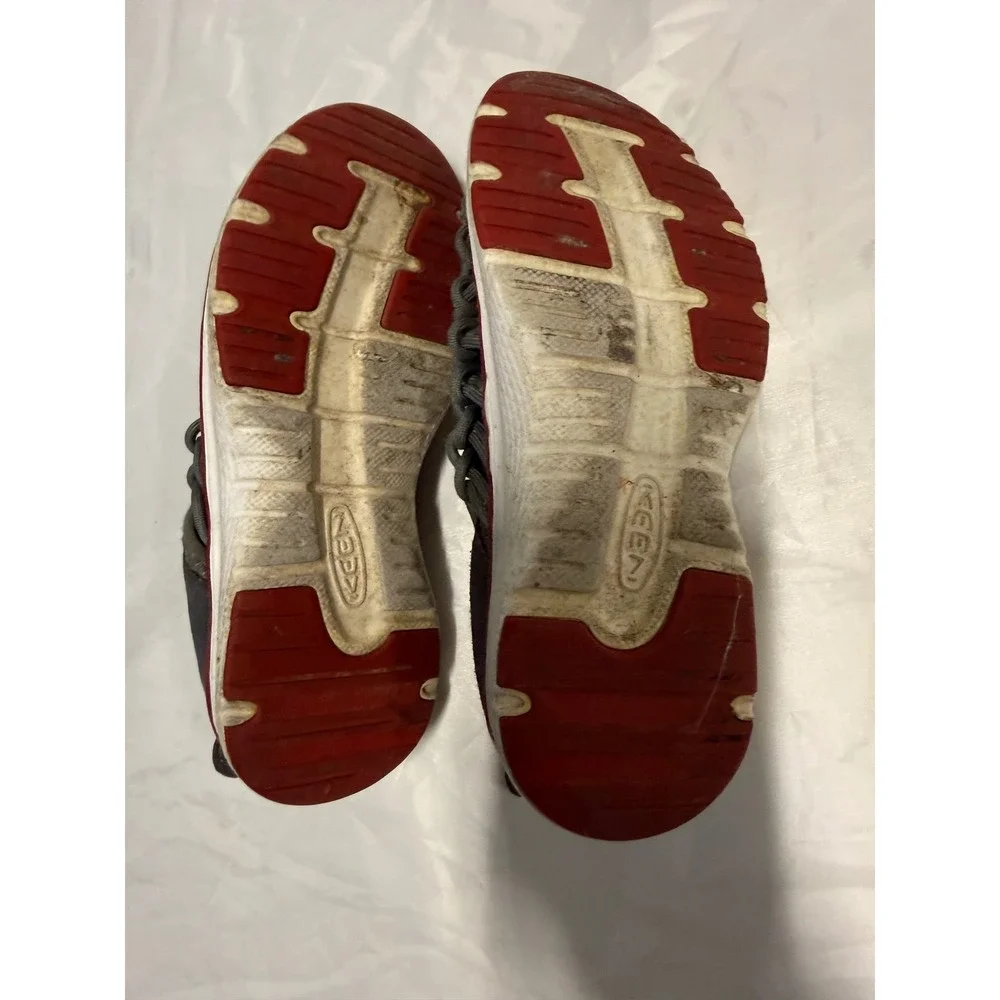 Keen Uneek O2 Kids Grey Red Corded Sport Sandal Sneakers US 1Y EU 32/33